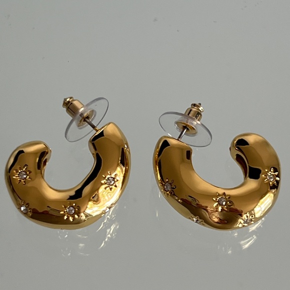 ALEXIS BITTAR Starburst Crystal 14K Gold Plated Huggie Earrings - Picture 3 of 9